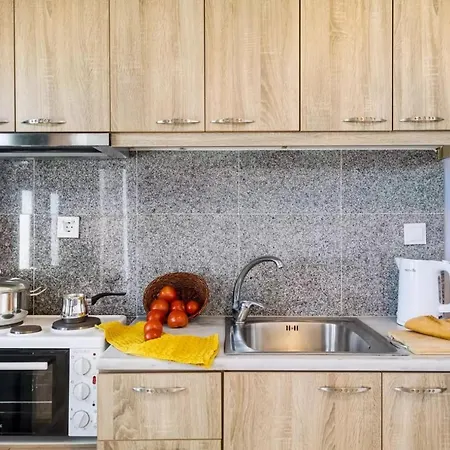 Gkountis Tsoukaládhes