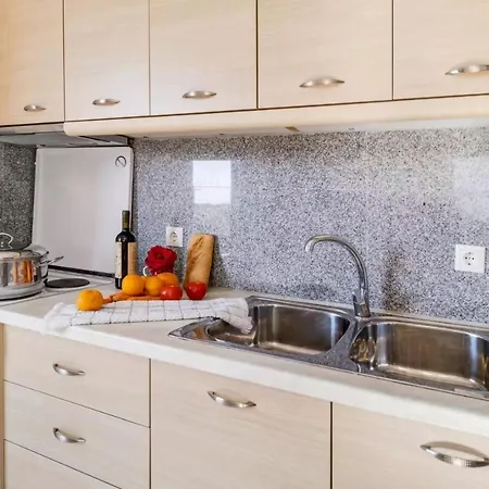 Apartament Gkountis Tsoukaládhes